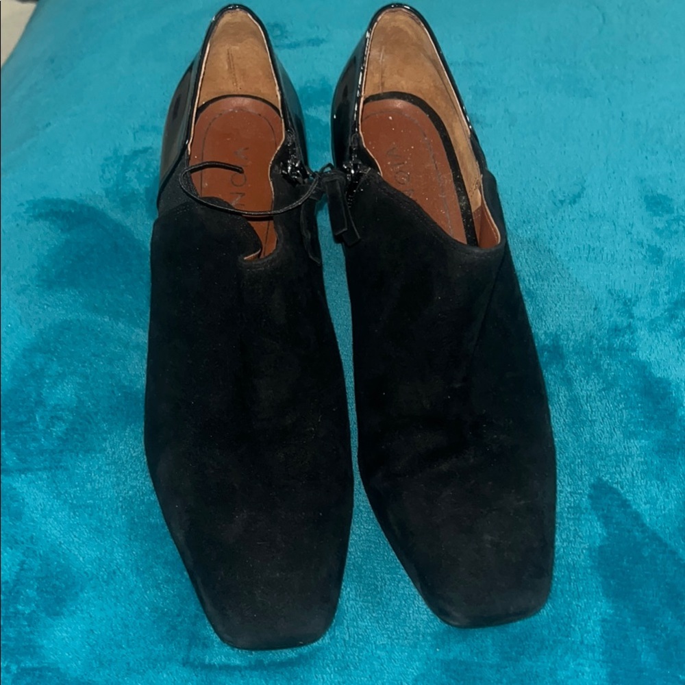 Vionic Linda Heel Bootie Size 9 Black Suede